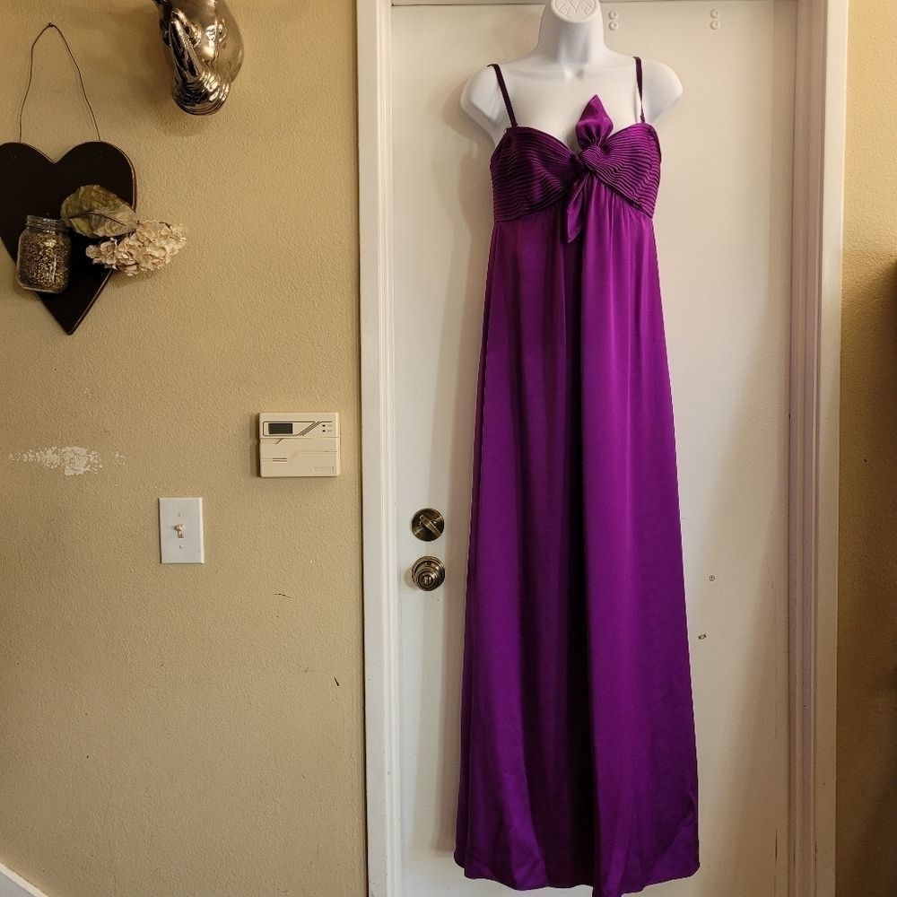 BCBGMaxAzria Orchid Pleated Knot Formal Gown